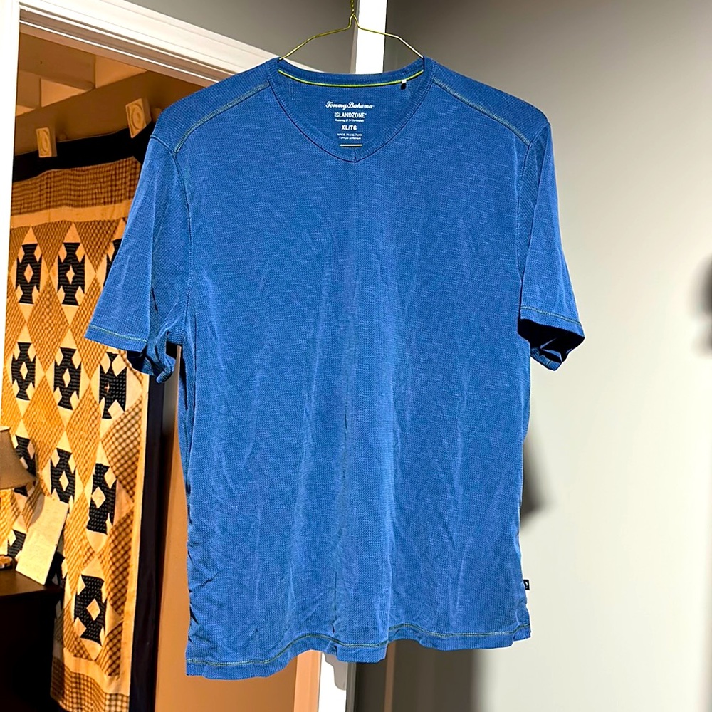 Tommy Bahama Island Breeze t shirt. Very comfortable